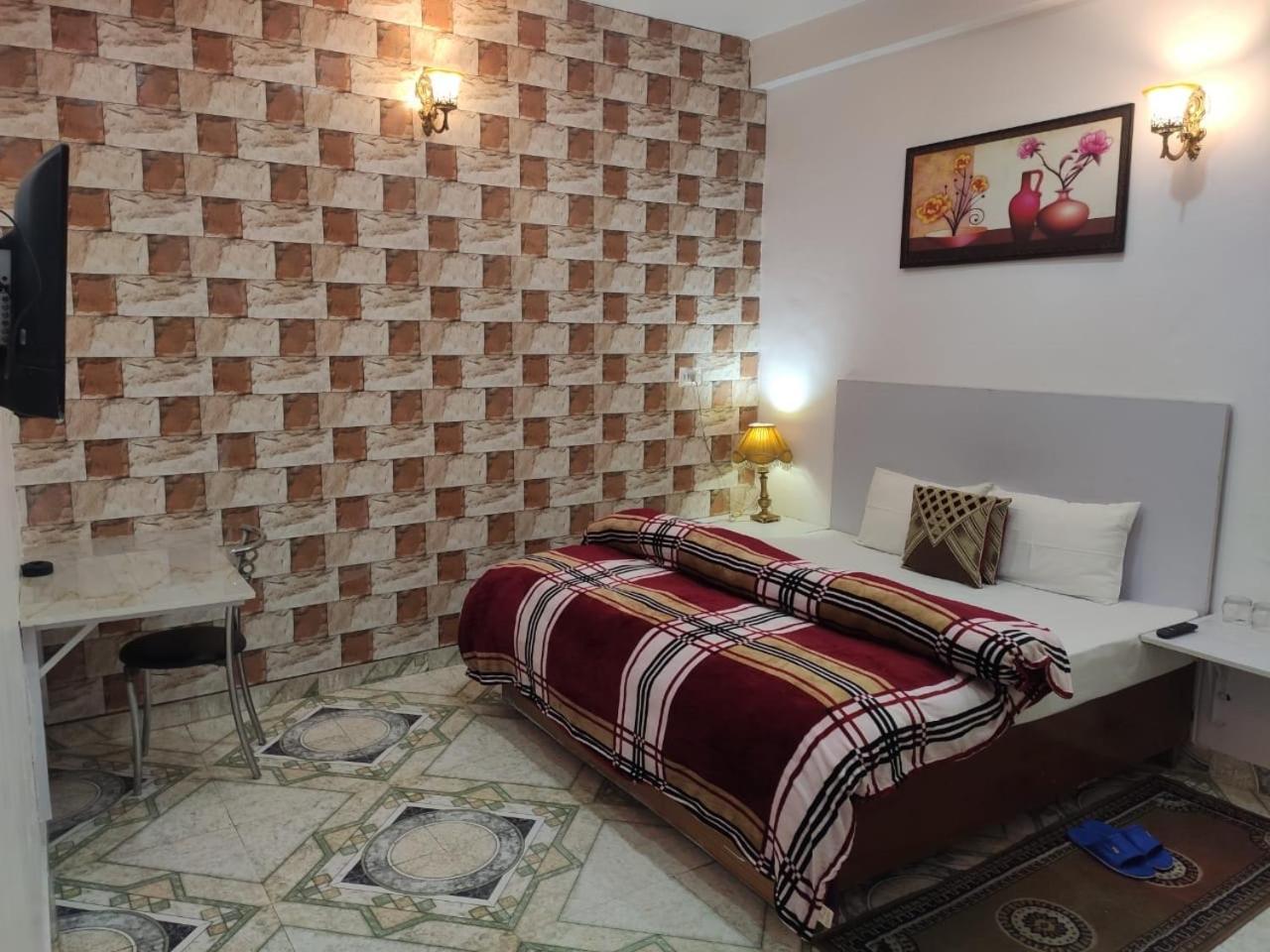 Готель Solan Regency Екстер'єр фото