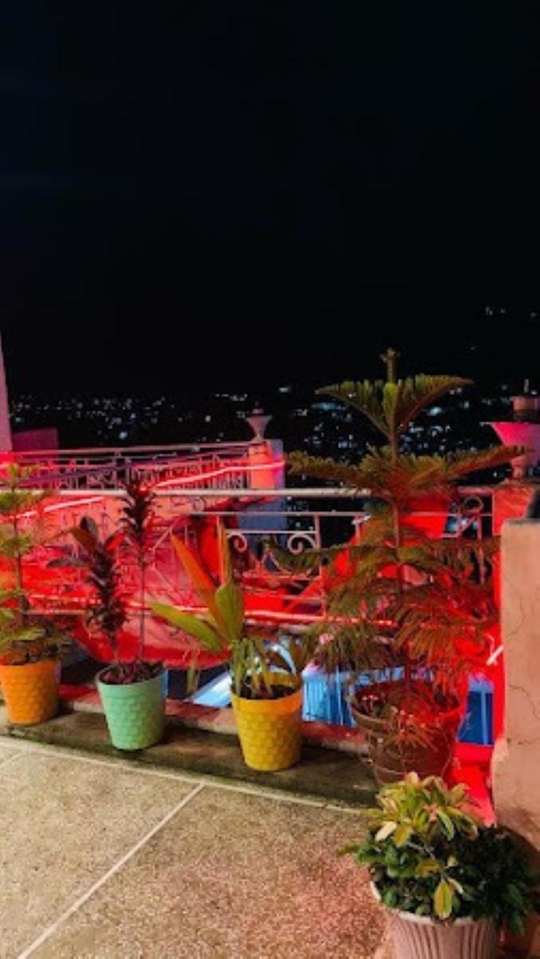 Готель Solan Regency Екстер'єр фото